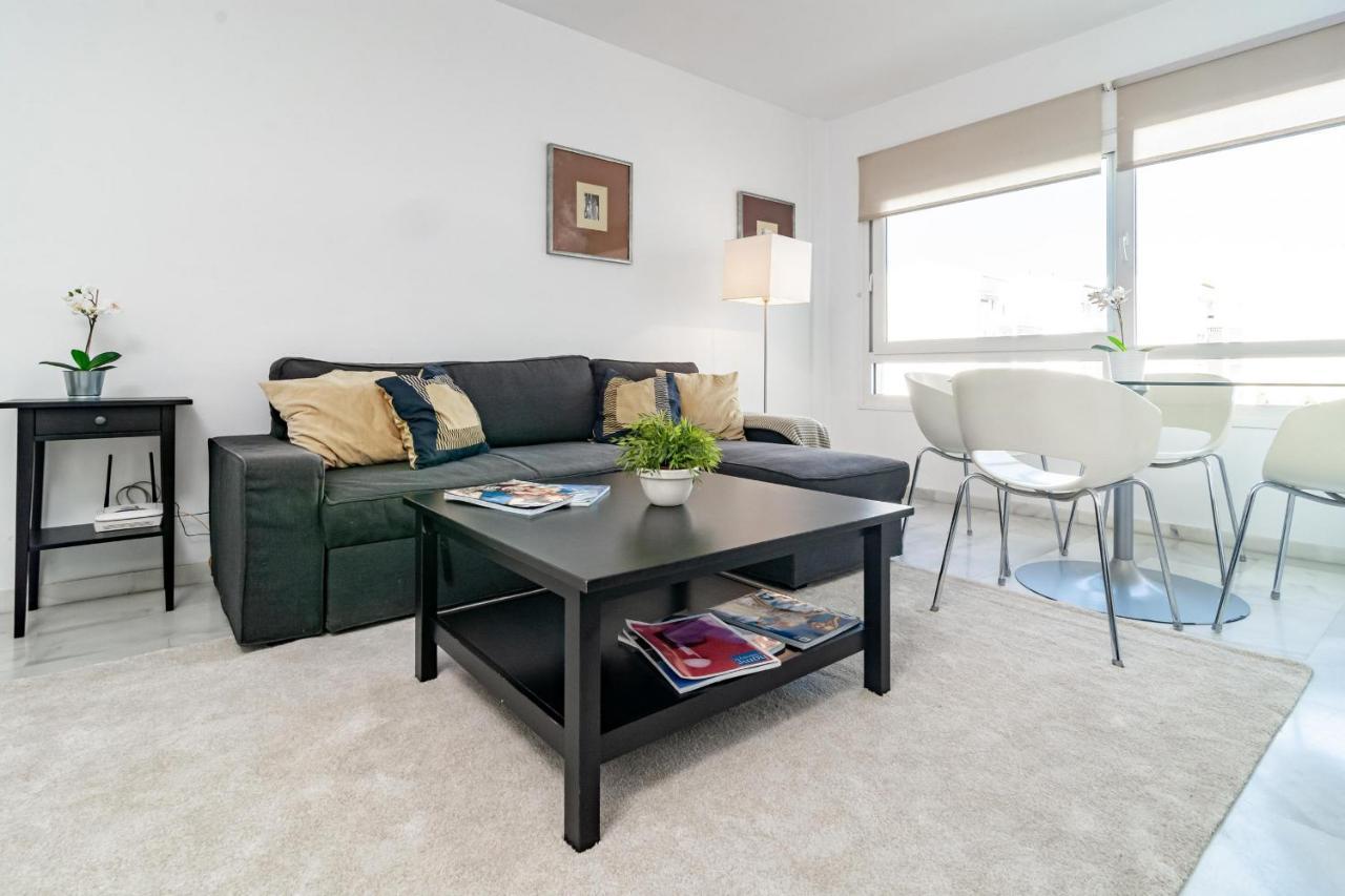 Pr45- Beach Front Apartment Puerto Banus 马尔韦利亚 外观 照片